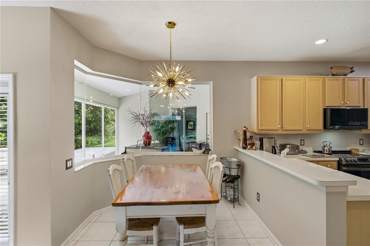 223 BLUE CREEK DRIVE — photo 19 of 50