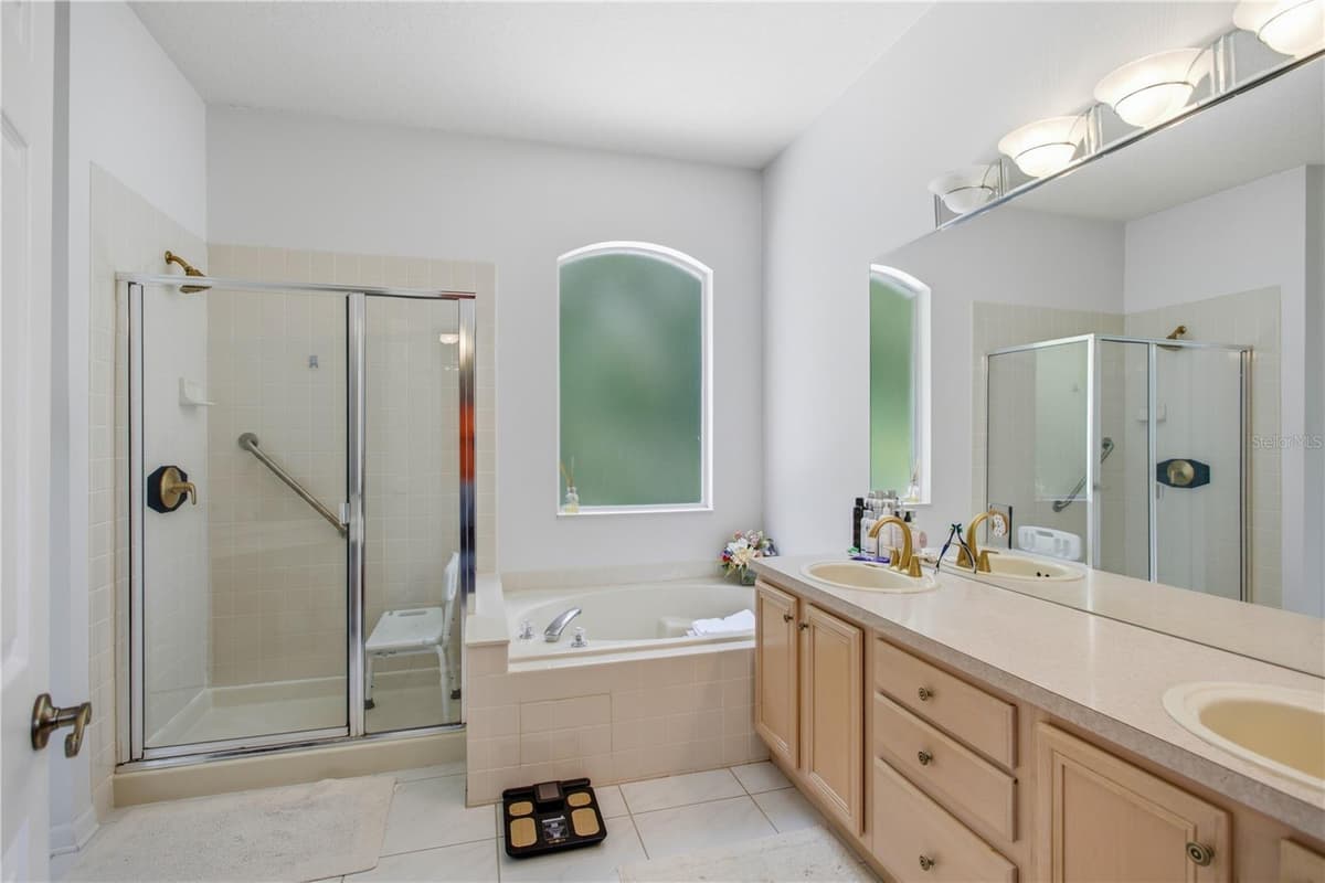 223 BLUE CREEK DRIVE — photo 27 of 50