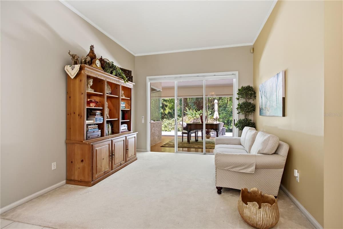 223 BLUE CREEK DRIVE — photo 10 of 50