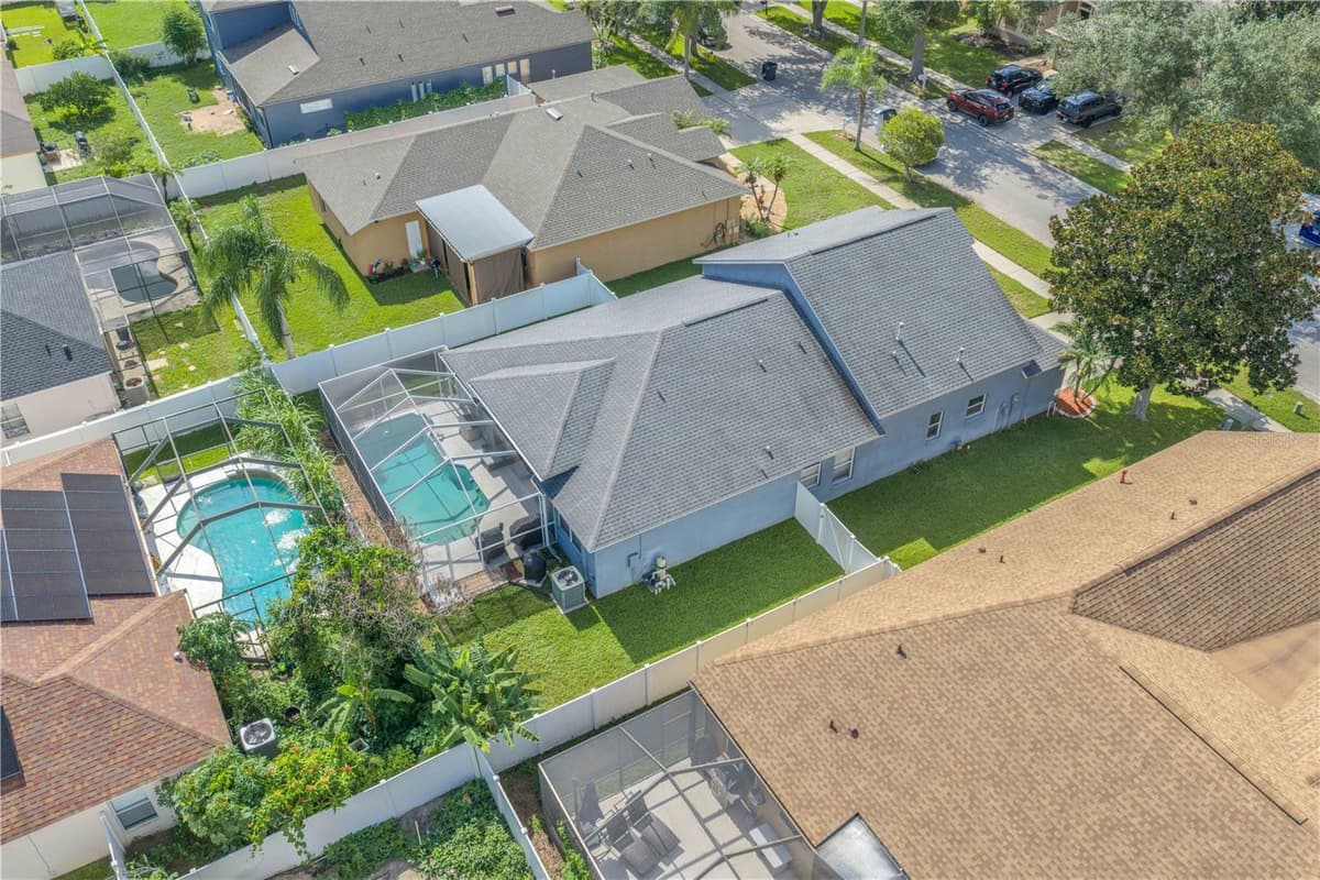 4306 ORANGE RIDGE COURT — photo 8 of 43