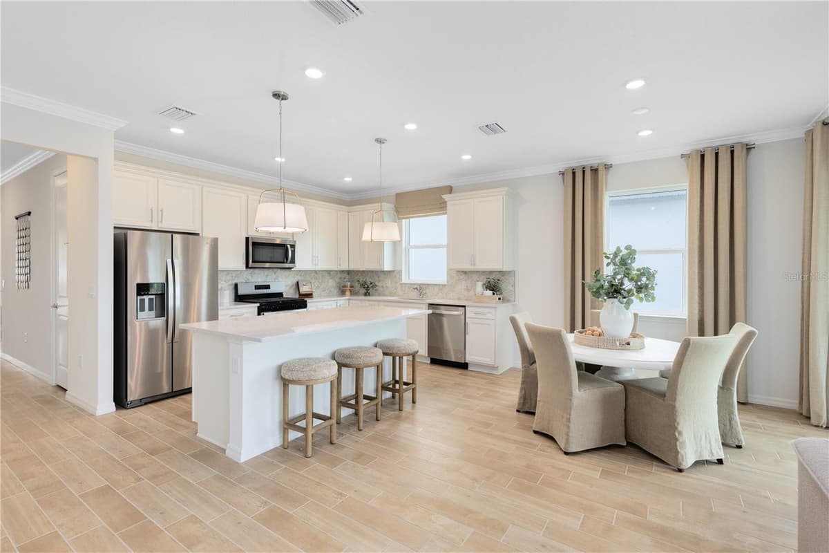 16207 TROPICAL SAGE DRIVE — photo 7 of 25