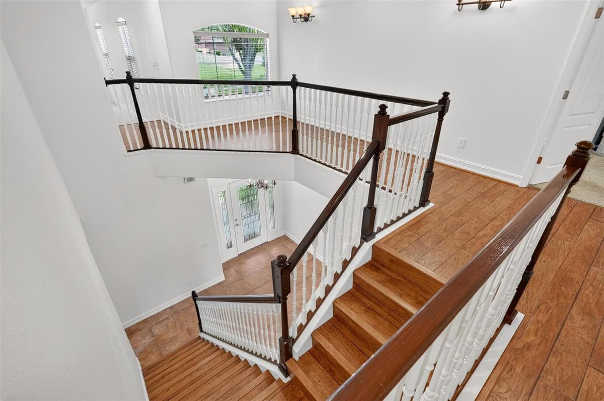 6054 TREMAYNE DRIVE — photo 4 of 64