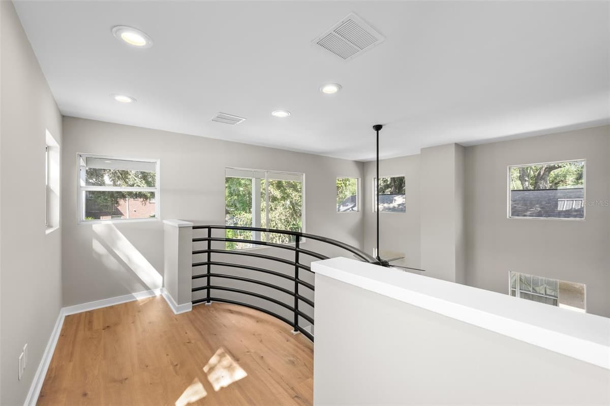 1513 PARK CIRCLE — photo 21 of 31