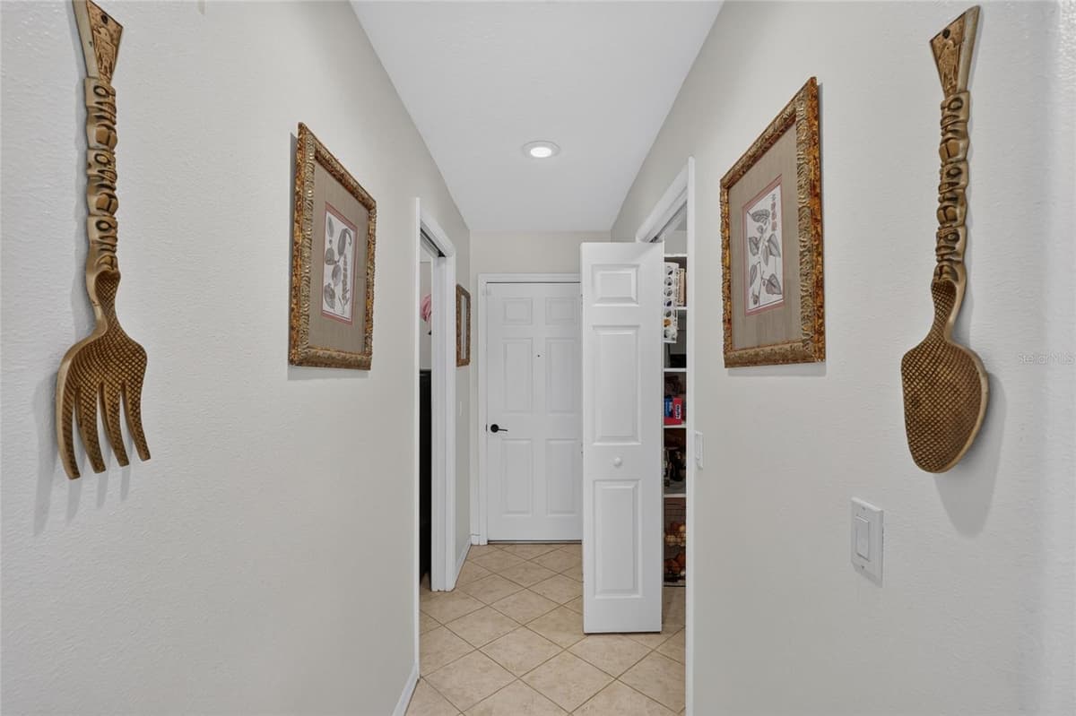 2155 FIR PLACE — photo 31 of 76