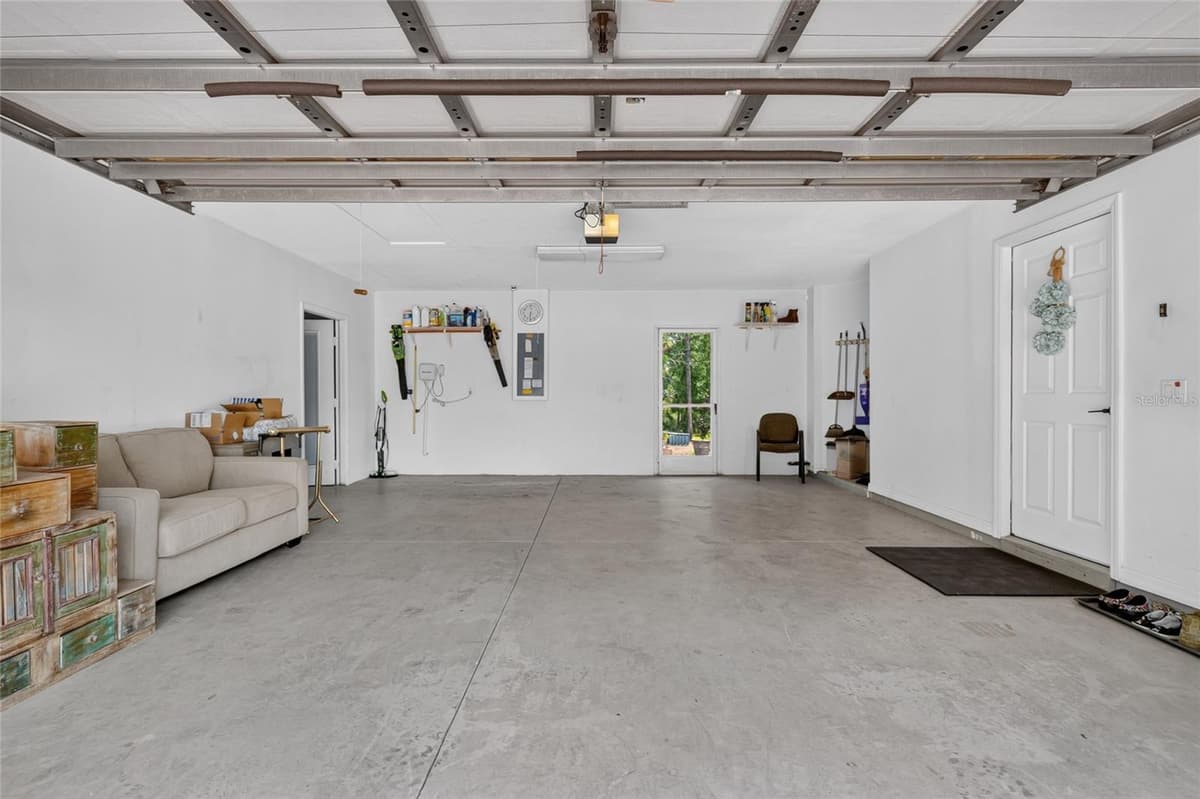 2155 FIR PLACE — photo 47 of 76