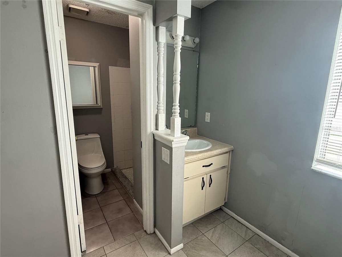 7425 VILLAS OAK COURT — photo 14 of 20