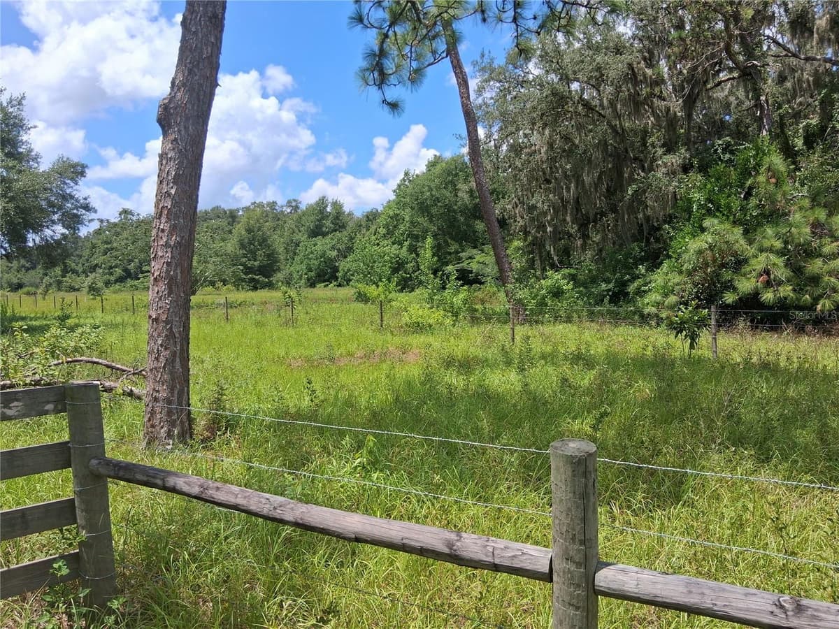 409 COUNTY ROAD 542E — photo 1 of 3