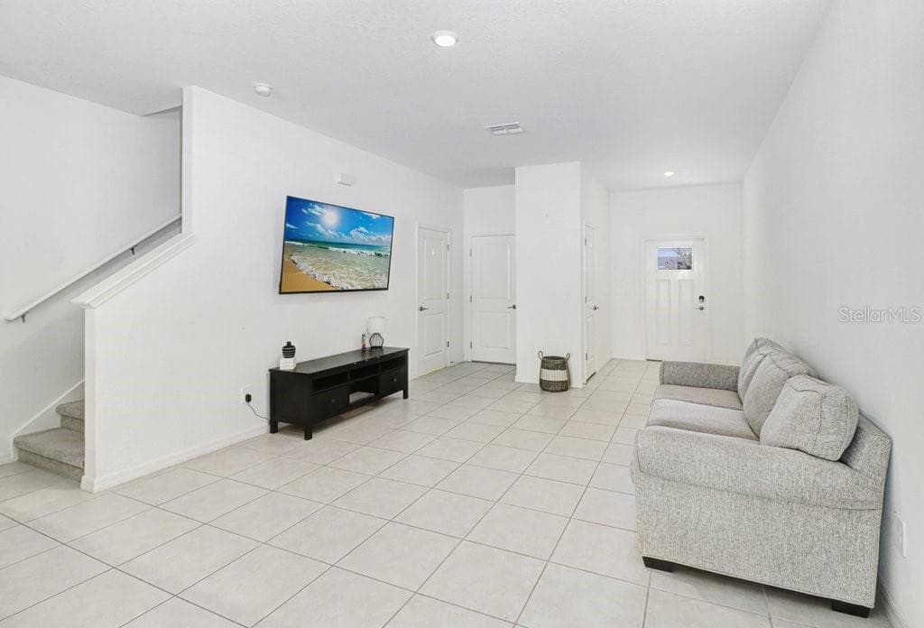 10263 TRUMPET HONETSUCKLE WAY — photo 11 of 39