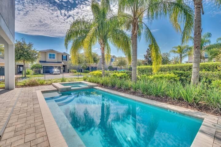 200 PENDANT COURT — photo 41 of 41