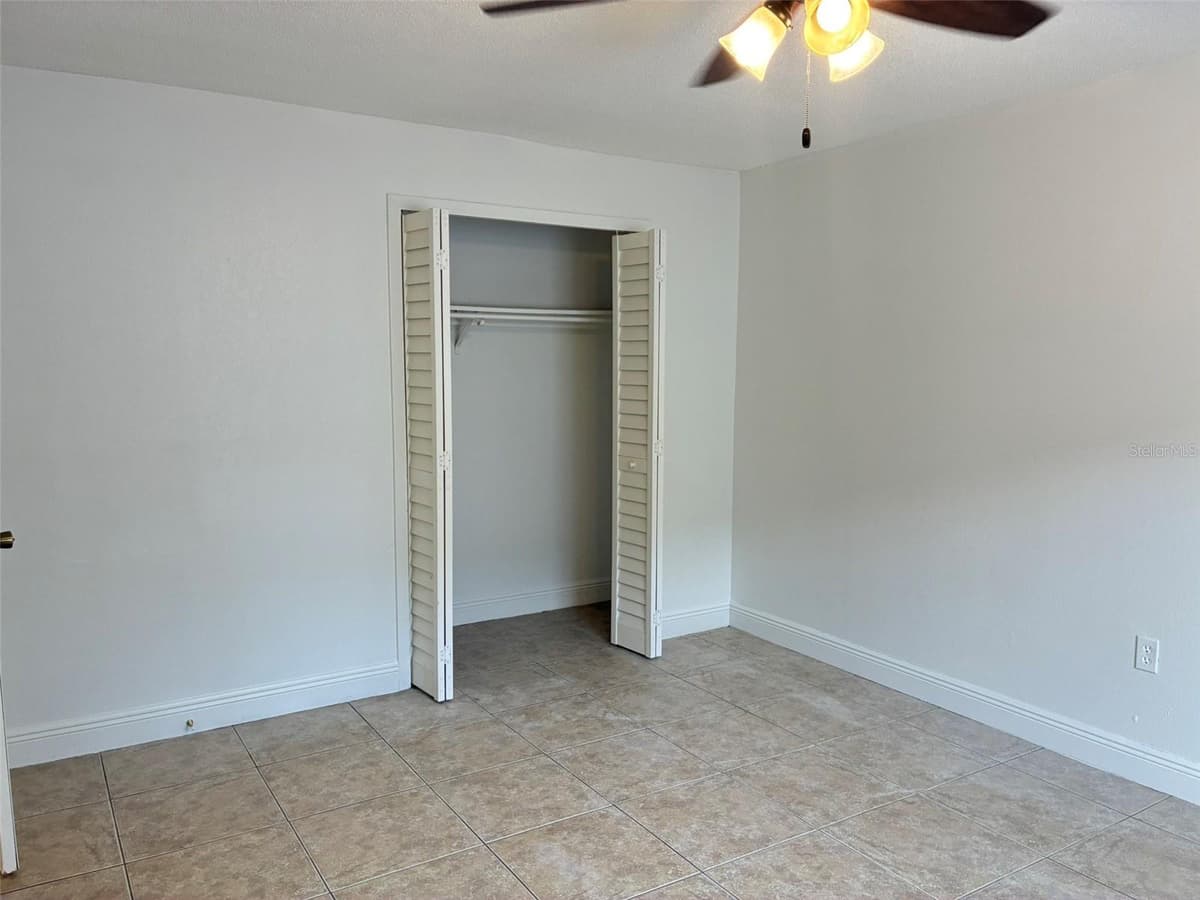 1944 CONWAY ROAD — photo 16 of 27