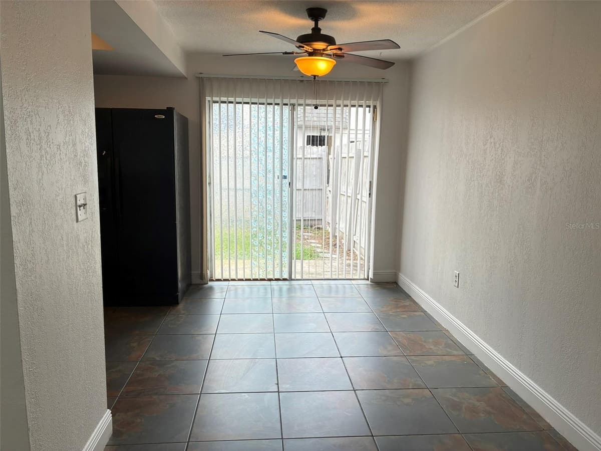 1944 CONWAY ROAD — photo 8 of 27