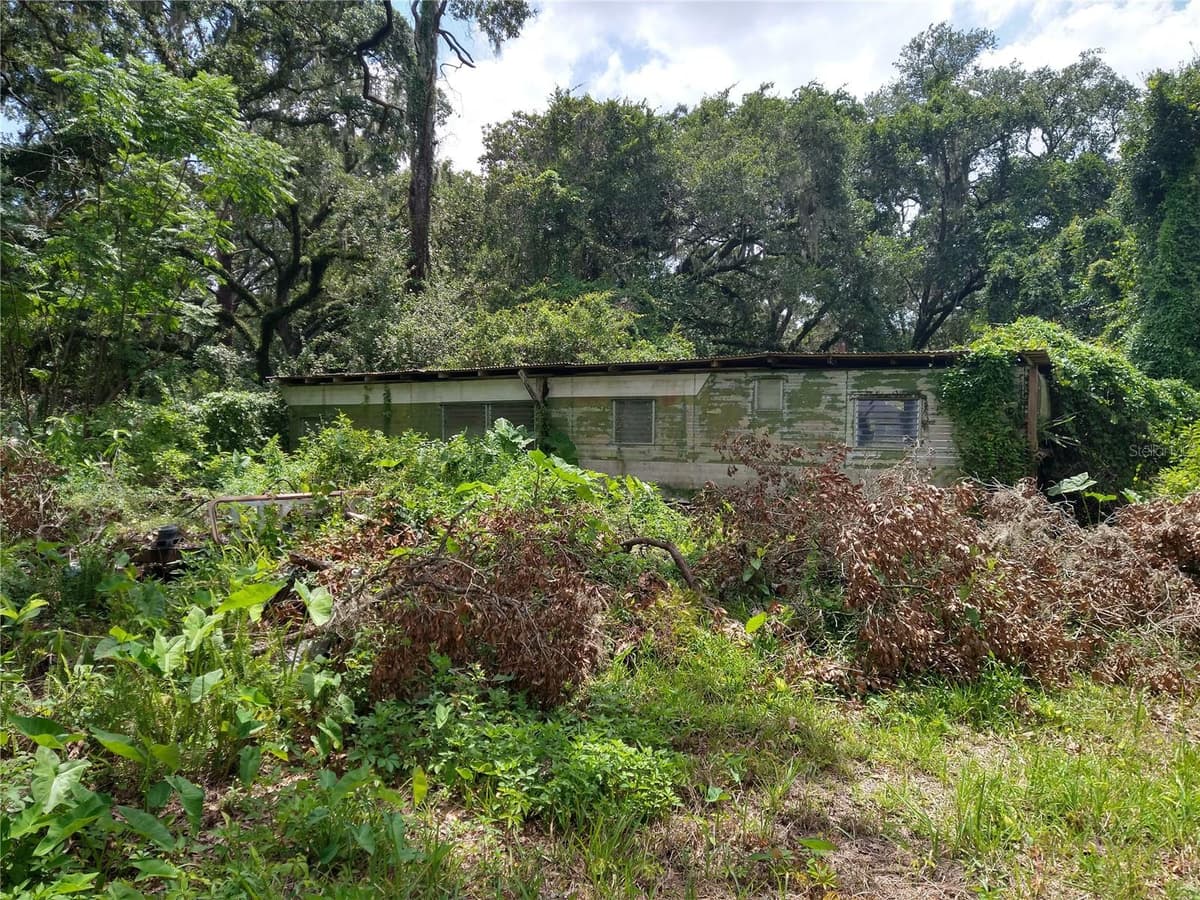 10616 SHADY DRIVE — photo 5 of 19