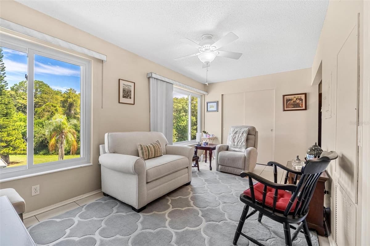 2440 WORLD PARKWAY BOULEVARD — photo 11 of 40