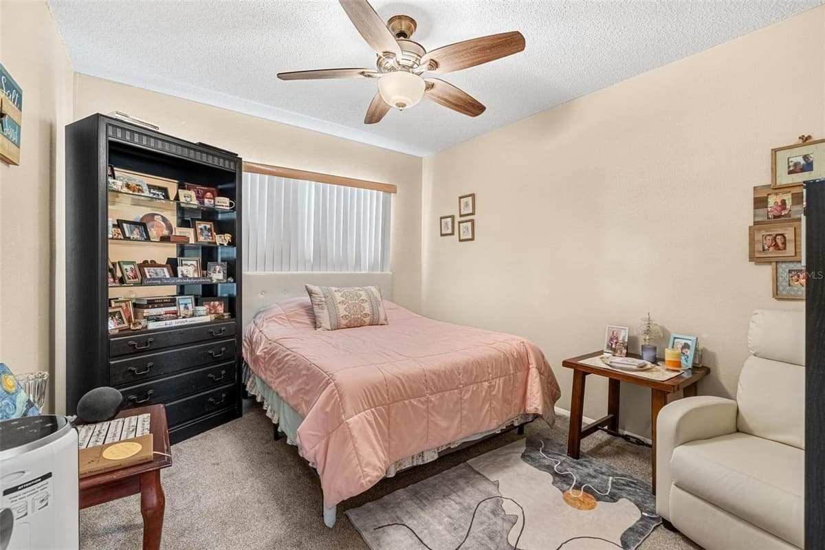 2440 WORLD PARKWAY BOULEVARD — photo 15 of 40