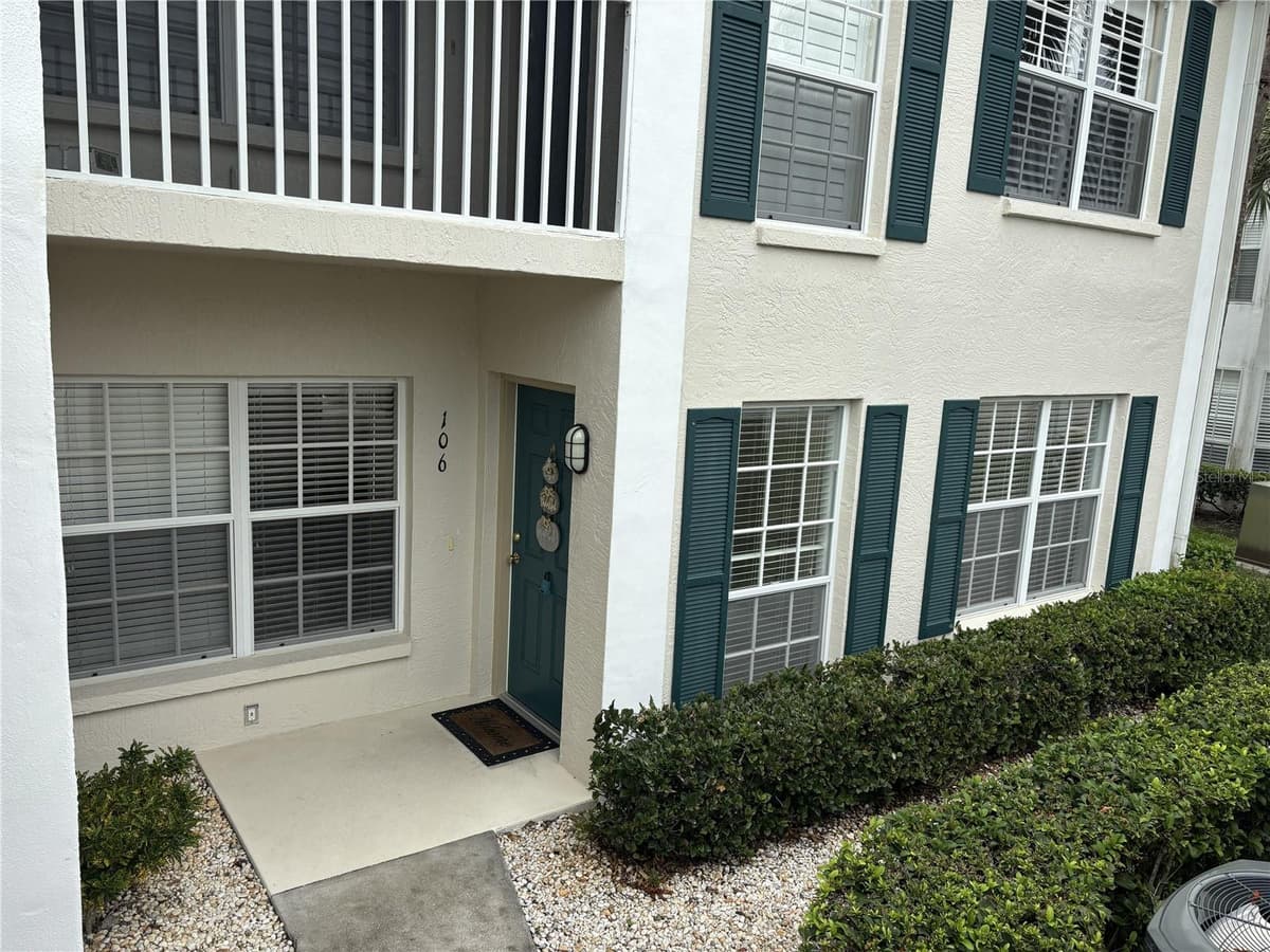 318 CLEARBROOK CIRCLE — photo 1 of 39