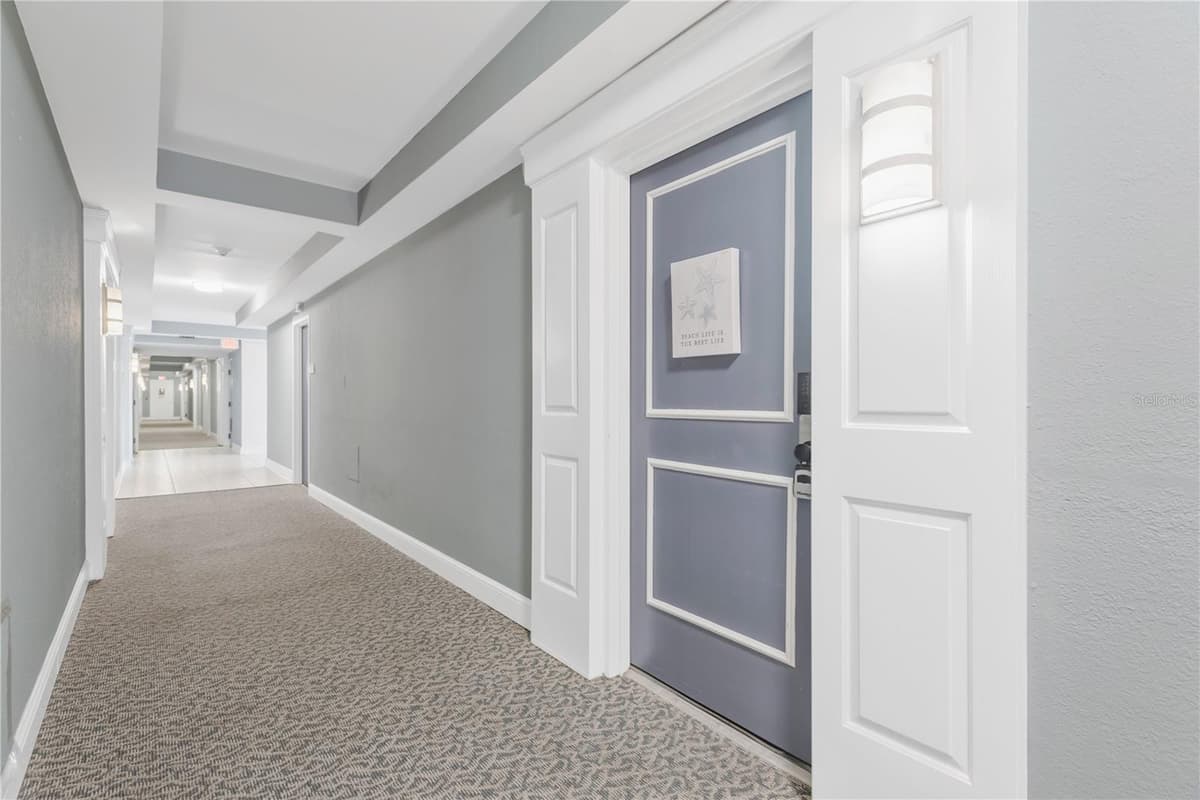 880 MANDALAY AVENUE — photo 4 of 35