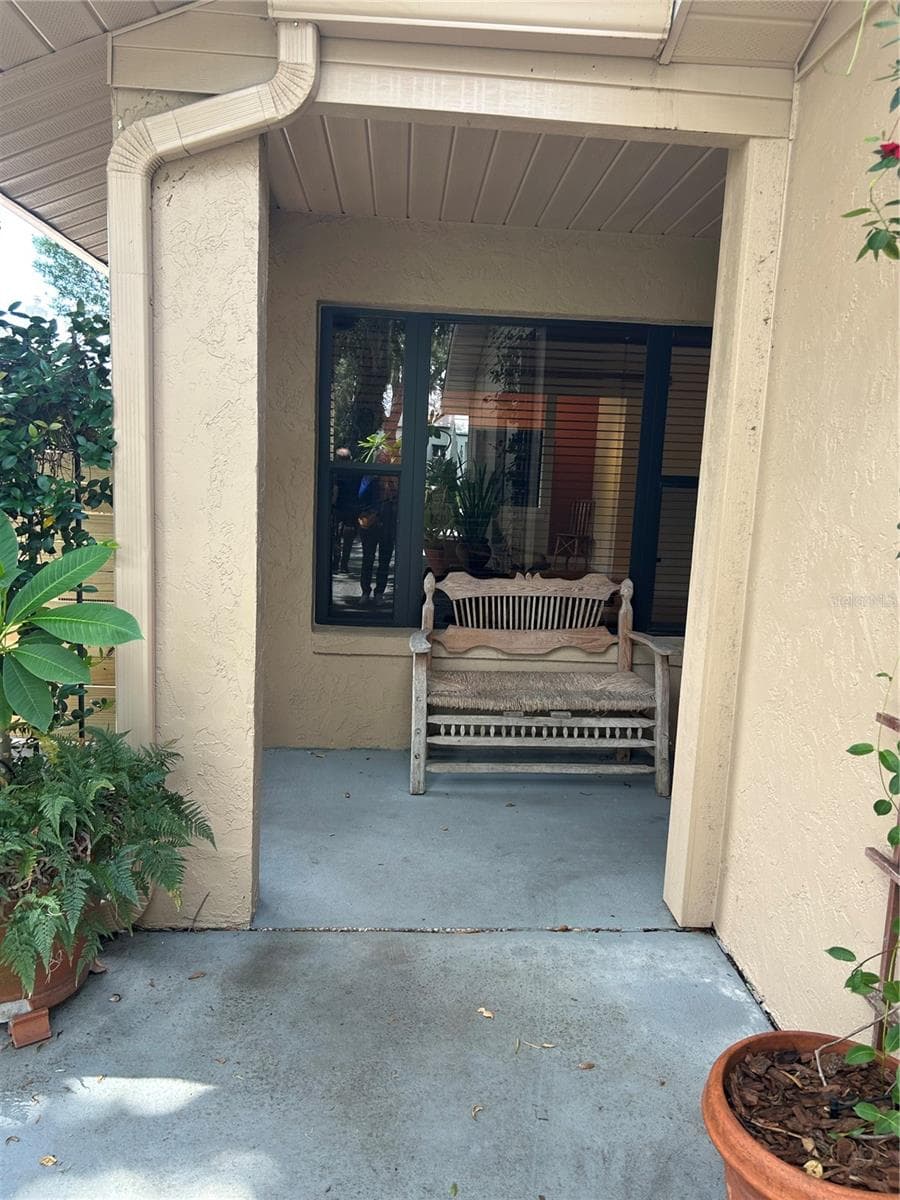 1850 BRYAN AVENUE — photo 20 of 26