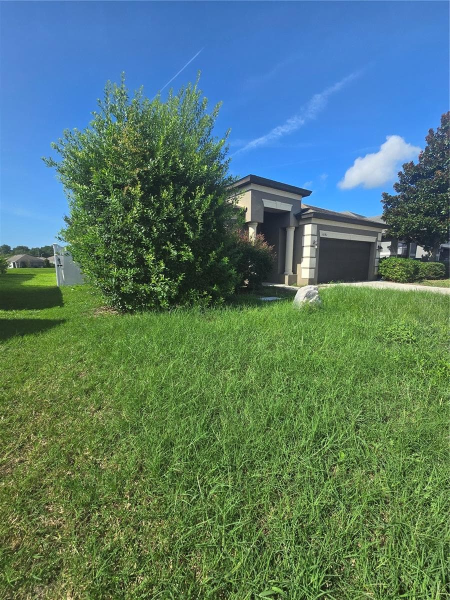 14282 SALTBY PLACE — photo 3 of 42