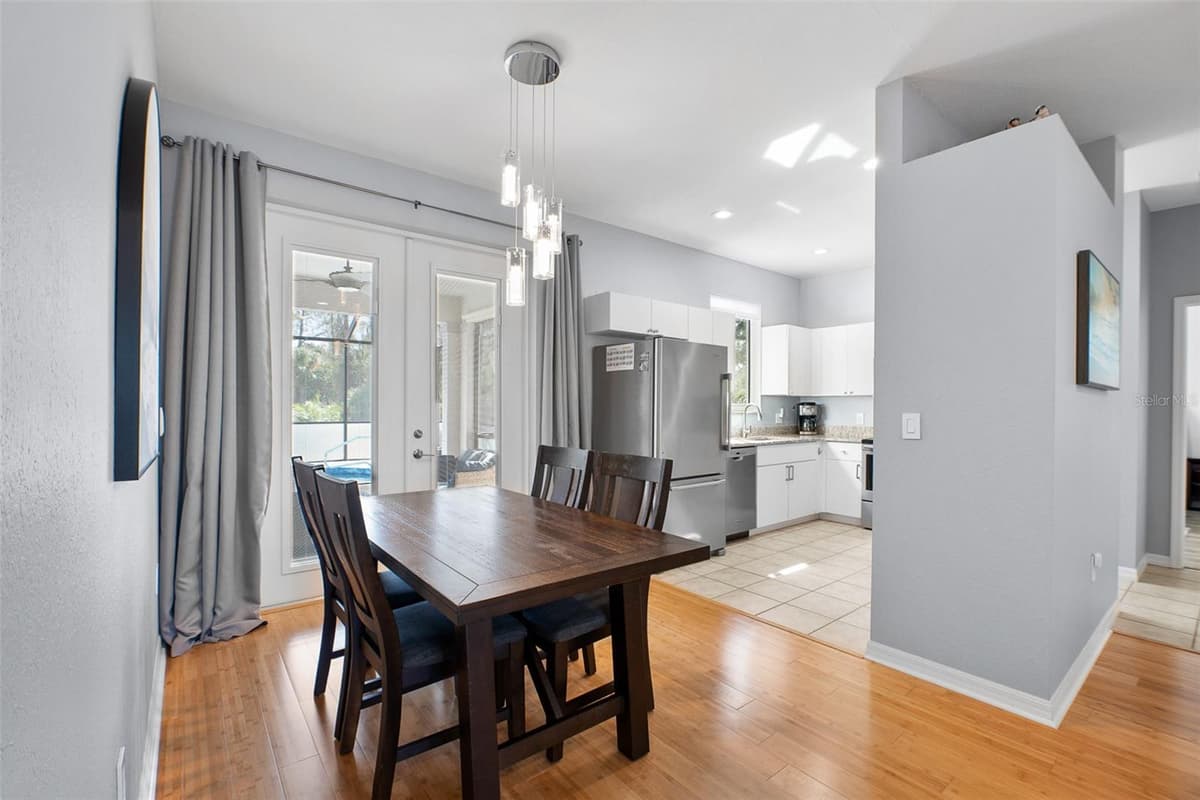 4320 MICHALER STREET — photo 7 of 30