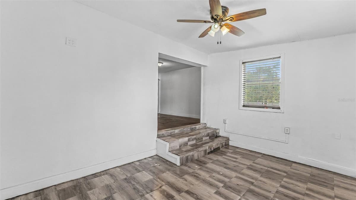 707 LORRI AVENUE — photo 35 of 46
