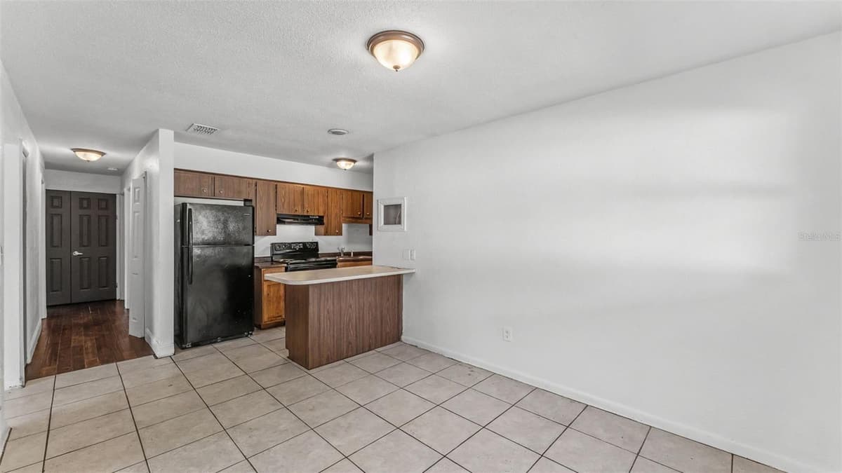 707 LORRI AVENUE — photo 11 of 46