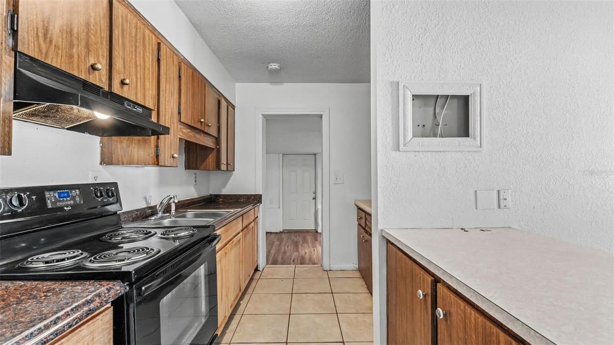 707 LORRI AVENUE — photo 14 of 46