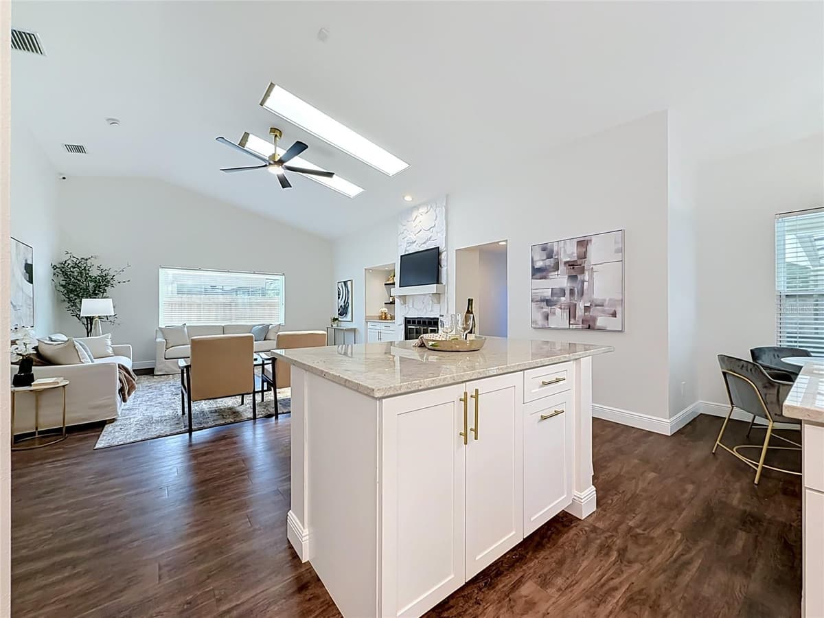 3390 LAKE SHORE LANE — photo 11 of 51