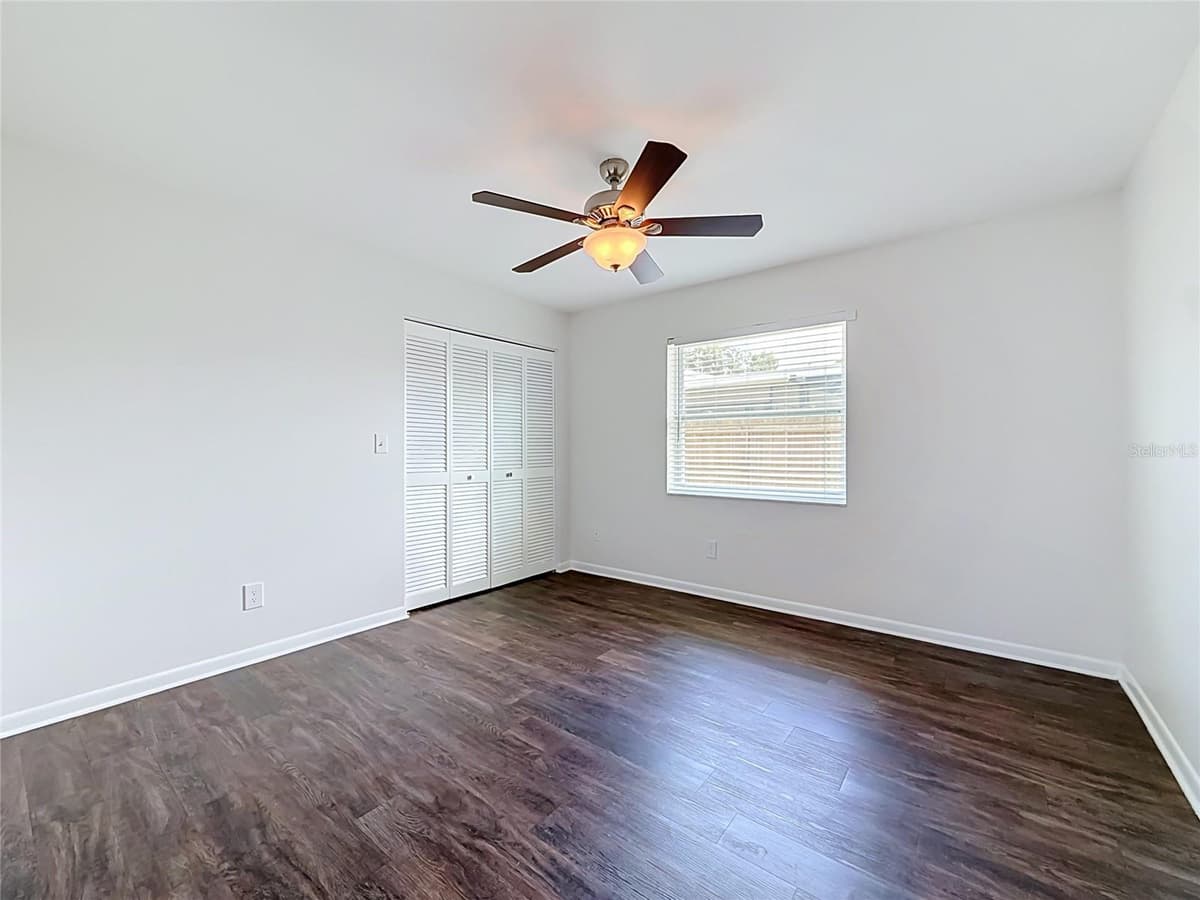 3390 LAKE SHORE LANE — photo 33 of 51