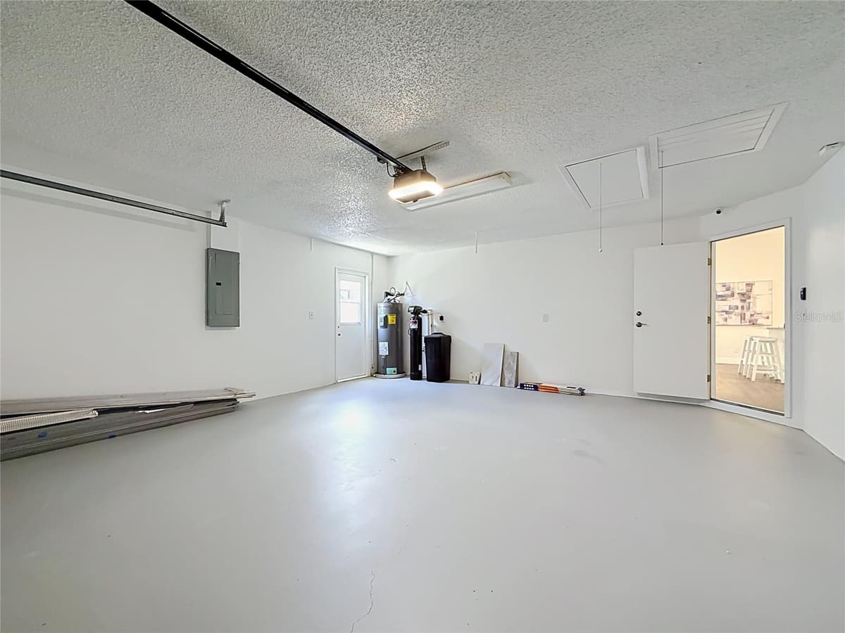 3390 LAKE SHORE LANE — photo 44 of 51