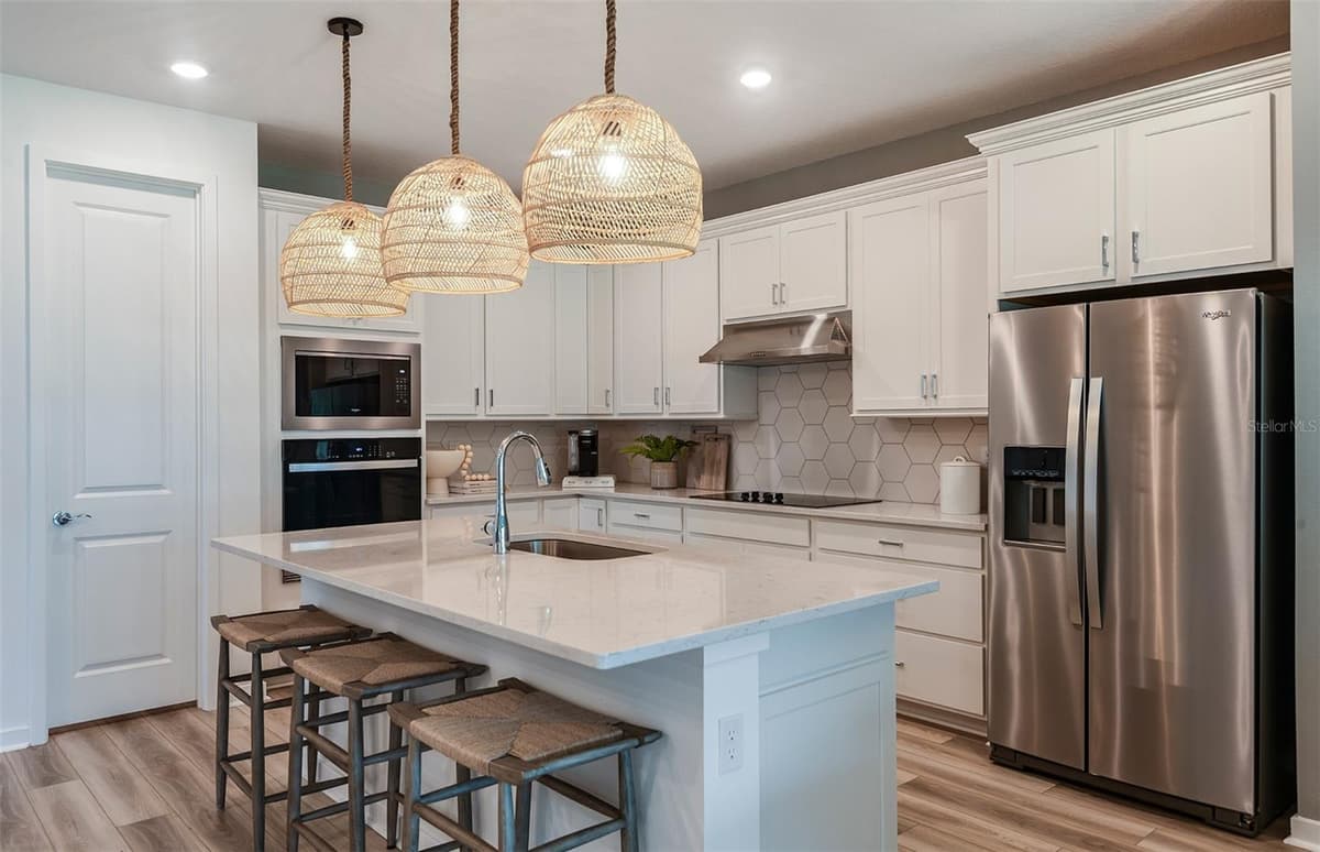 37385 GUNNISON DRIVE — photo 3 of 28