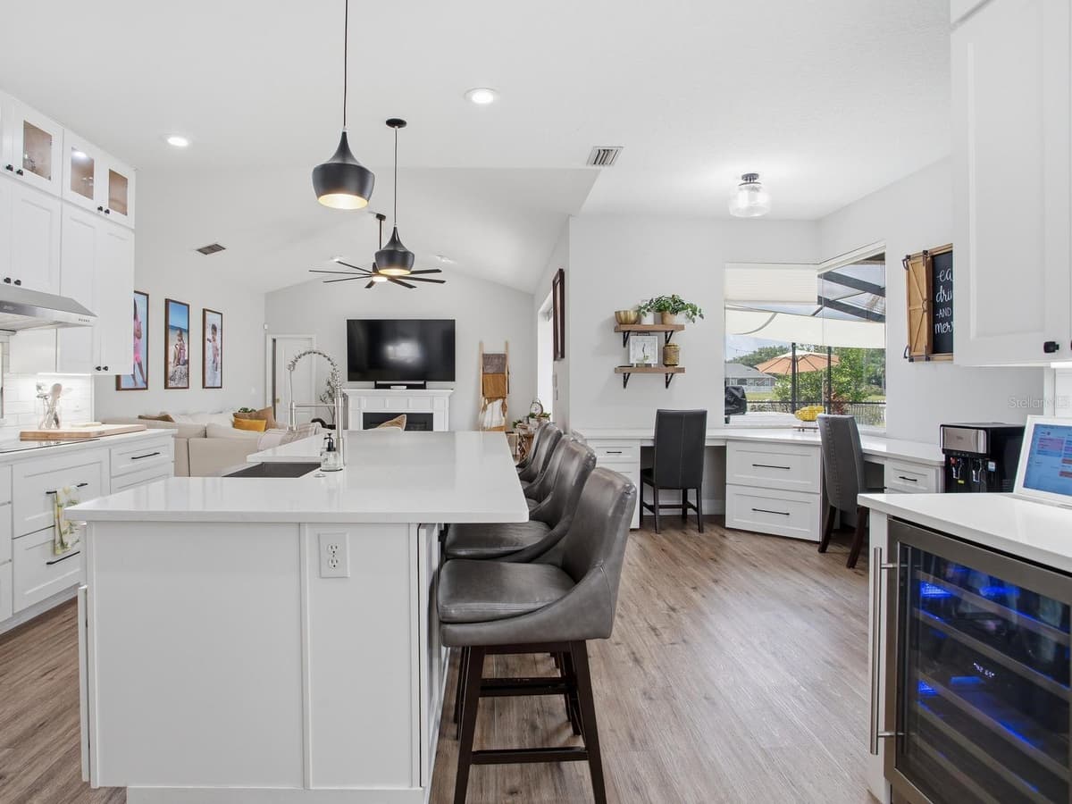 6320 NIKKI LANE — photo 17 of 69