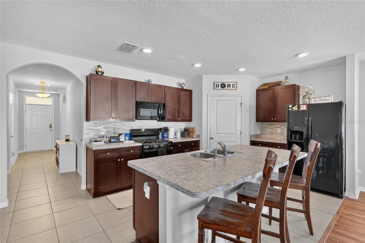 9785 PEPPER TREE TRAIL — photo 13 of 44