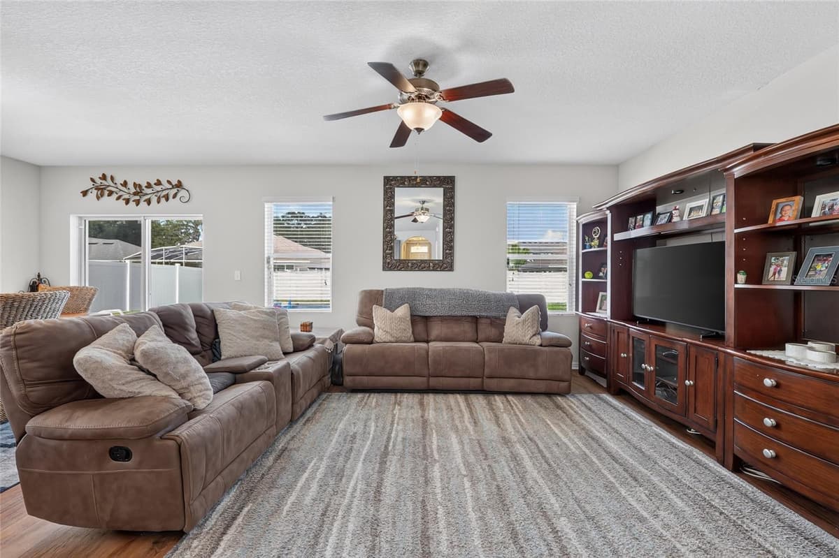 9785 PEPPER TREE TRAIL — photo 23 of 44