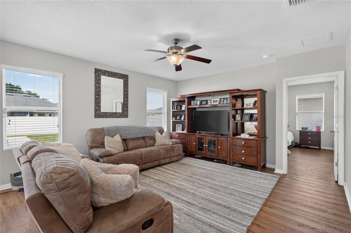 9785 PEPPER TREE TRAIL — photo 25 of 44
