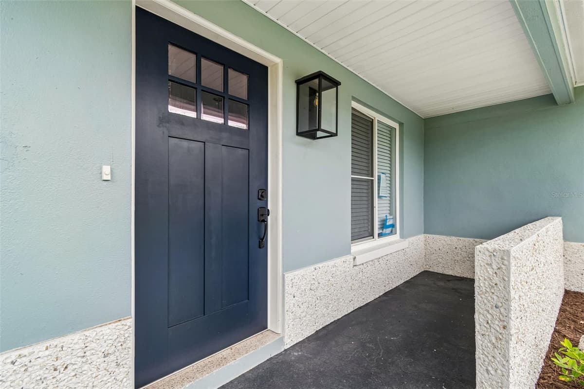 403 DRIFTWOOD DRIVE — photo 3 of 37