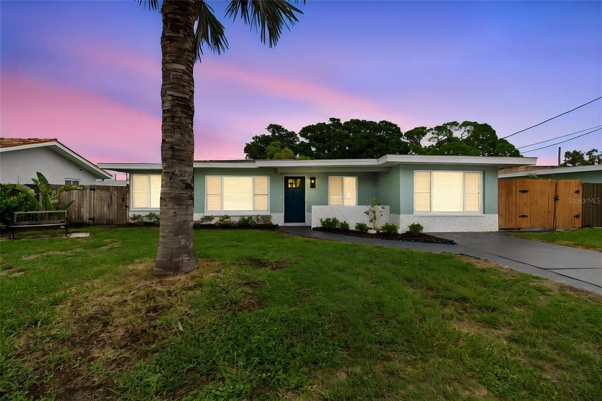 403 DRIFTWOOD DRIVE — photo 1 of 37