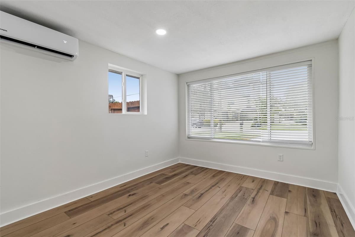 403 DRIFTWOOD DRIVE — photo 23 of 37