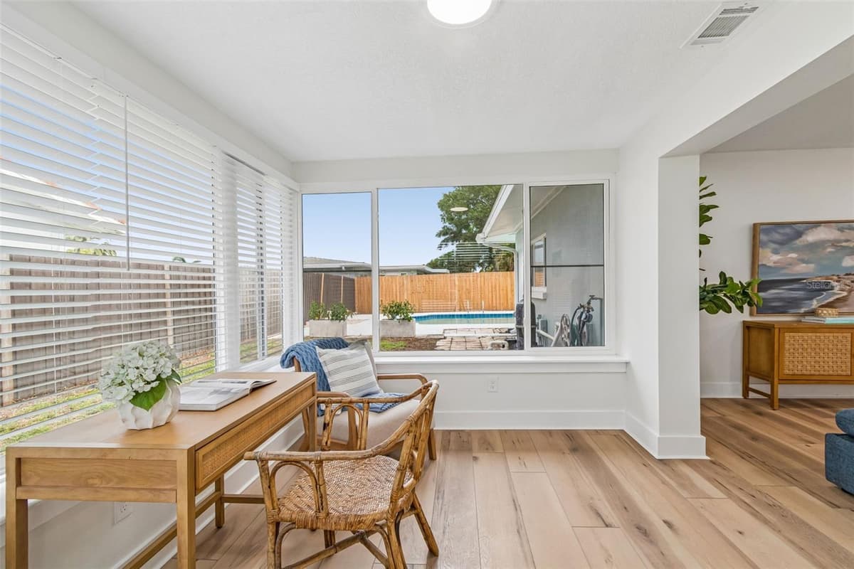 403 DRIFTWOOD DRIVE — photo 16 of 37