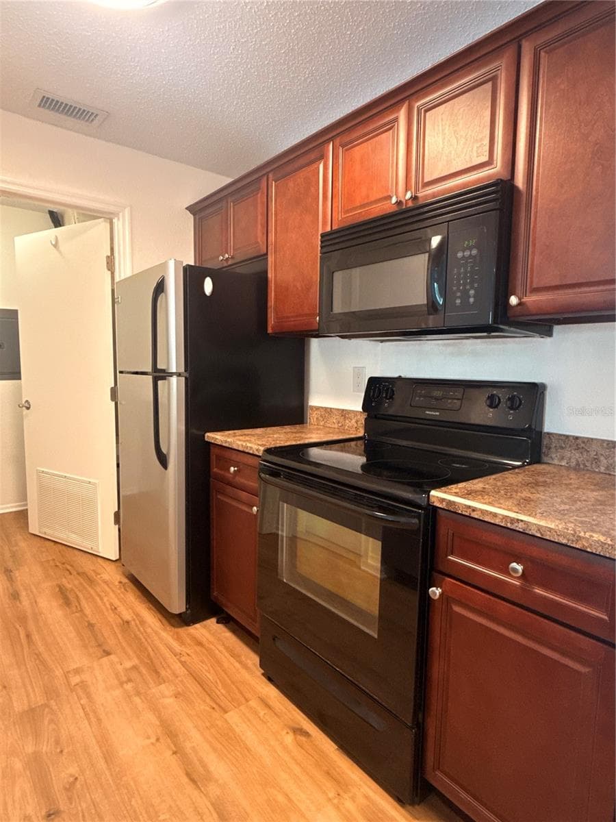 3705 27TH STREET — photo 17 of 32