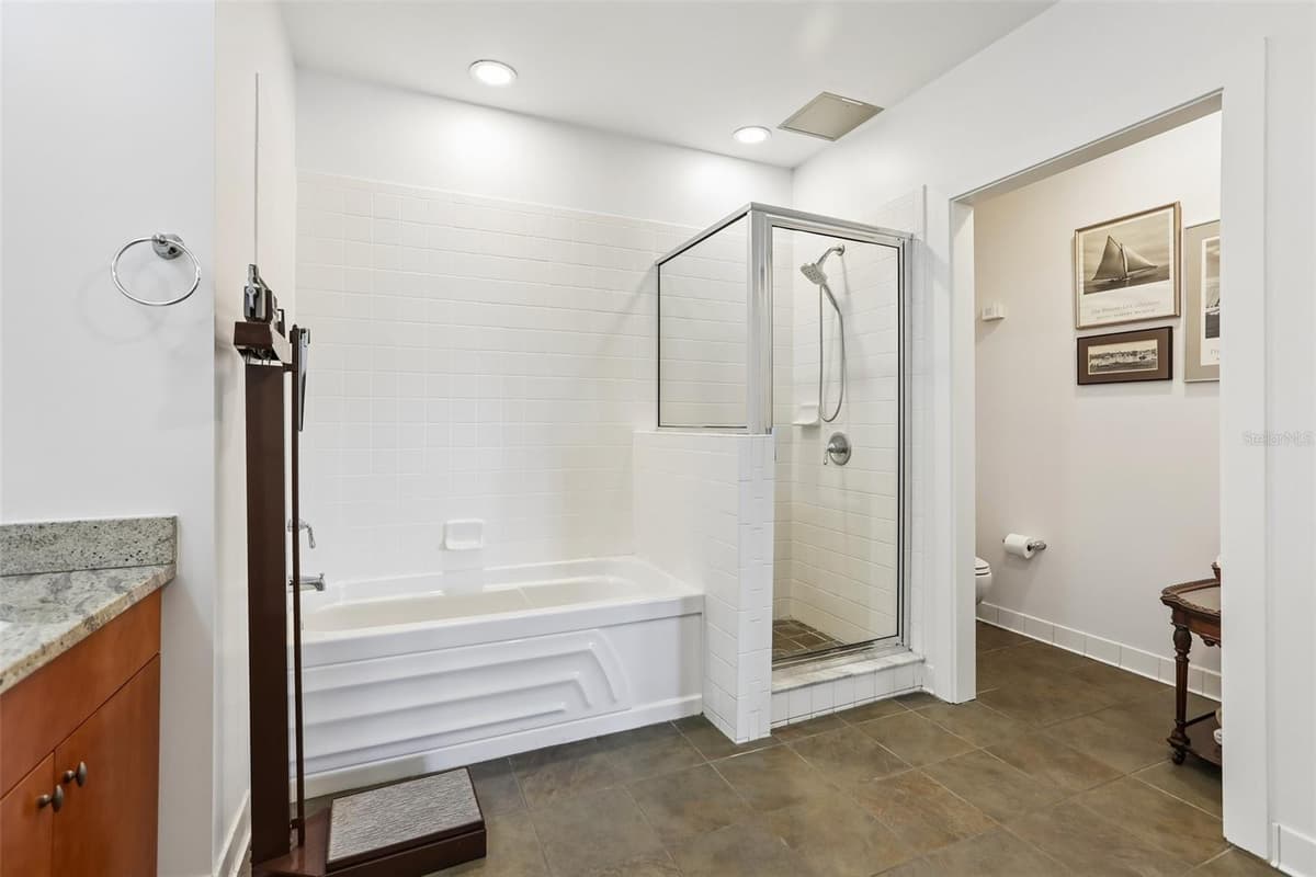 1010 CENTRAL AVENUE — photo 20 of 52