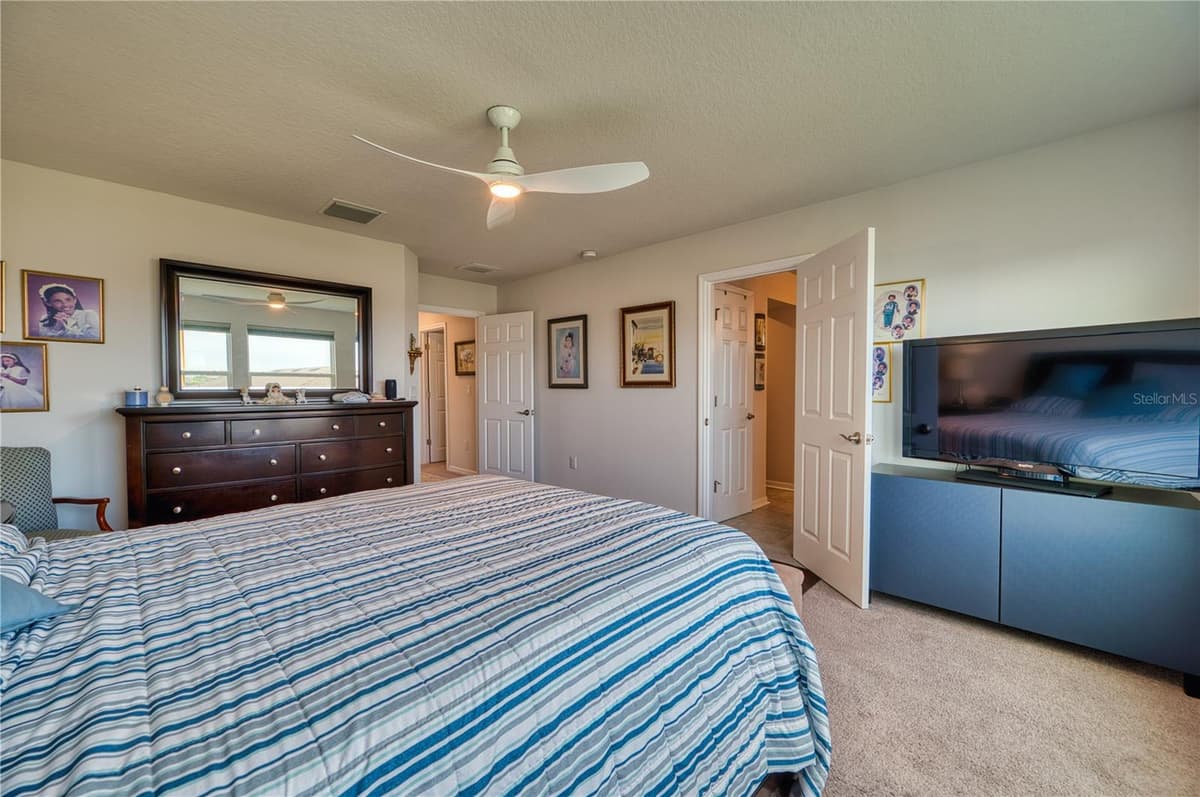 6136 VOYAGERS PLACE — photo 34 of 51