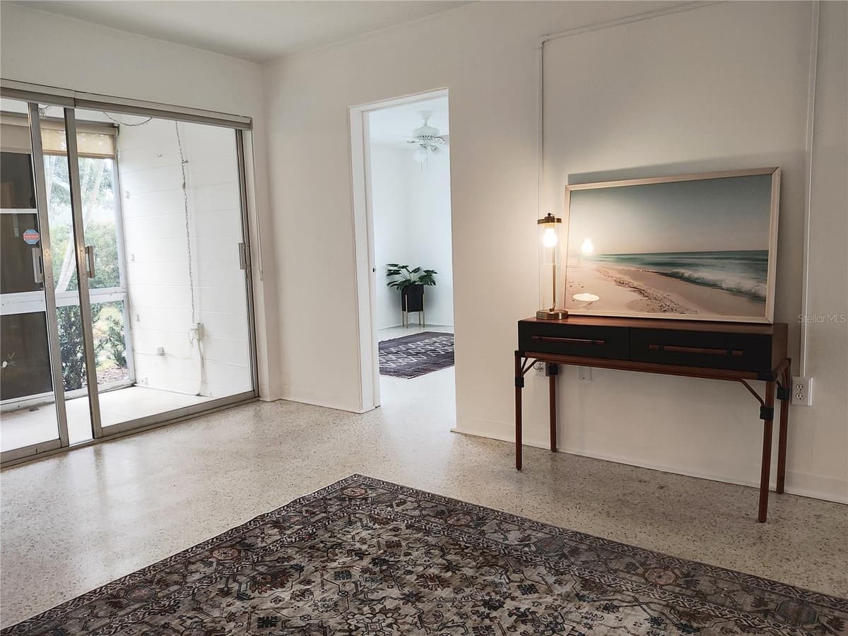 2155 WOOD STREET — photo 14 of 32