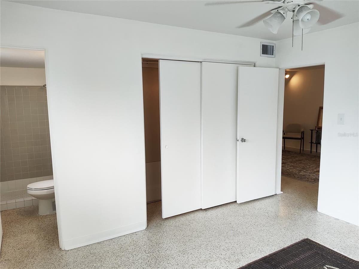2155 WOOD STREET — photo 17 of 32