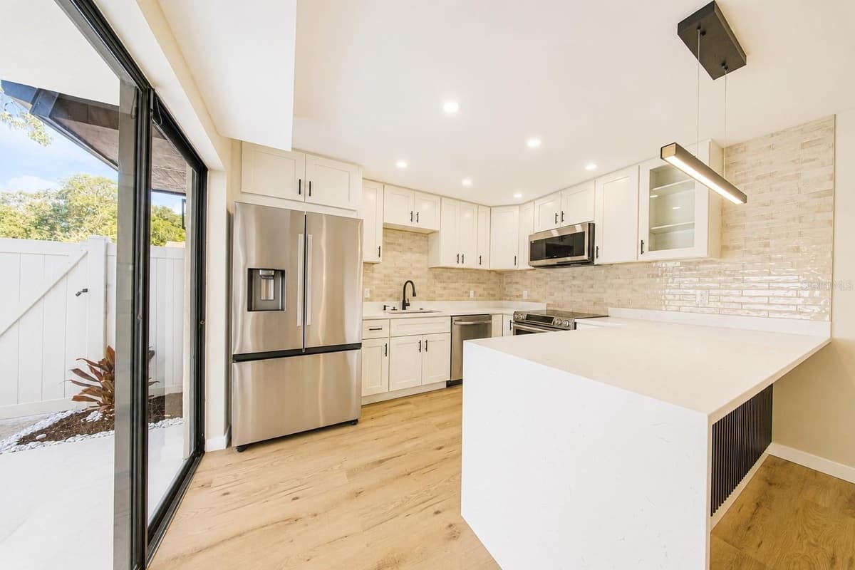 4030 SHANNON BROWN DRIVE — photo 3 of 15