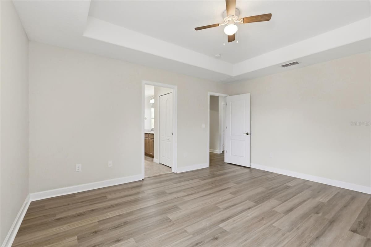15621 SIGNATURE DRIVE — photo 19 of 35
