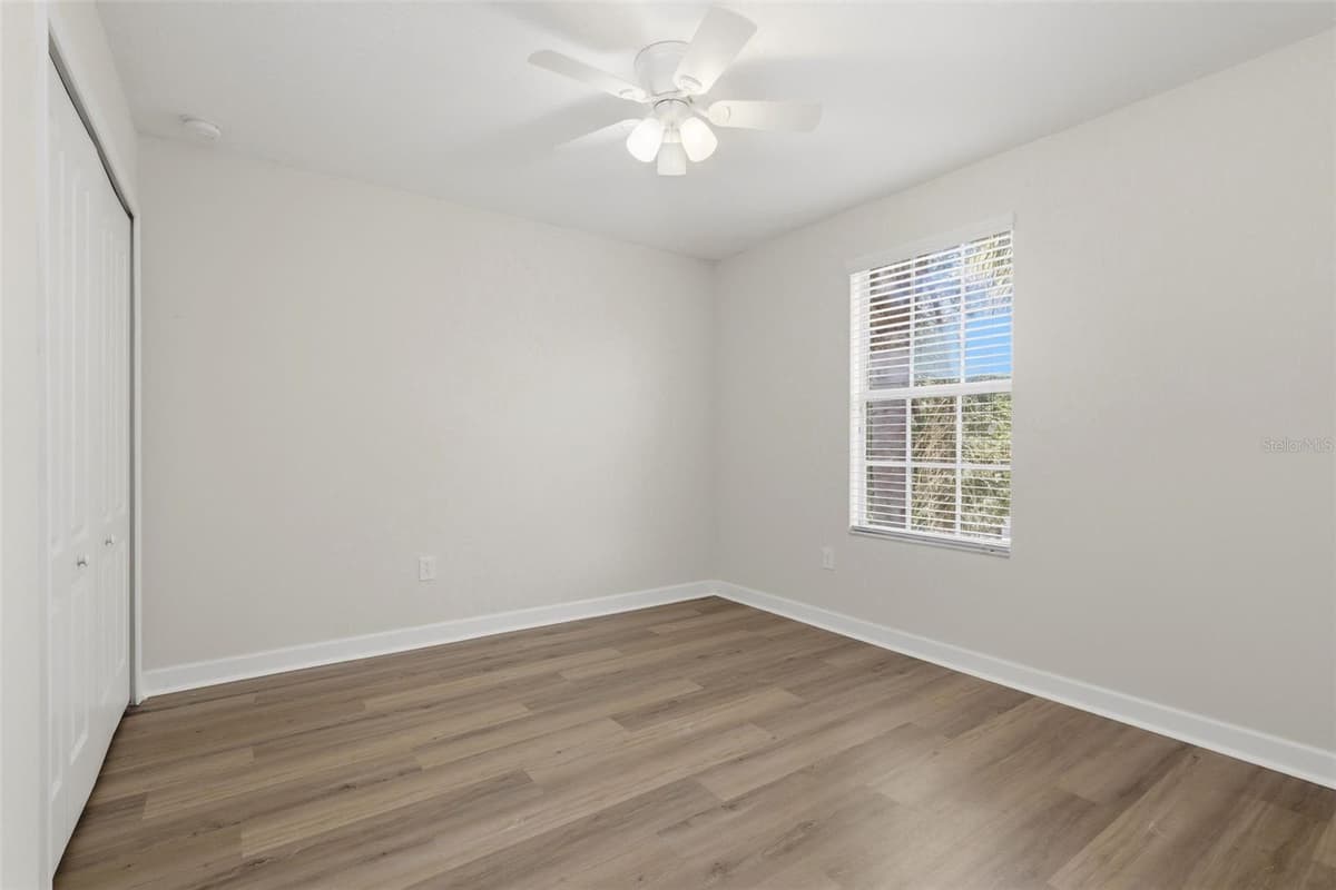 15621 SIGNATURE DRIVE — photo 27 of 35