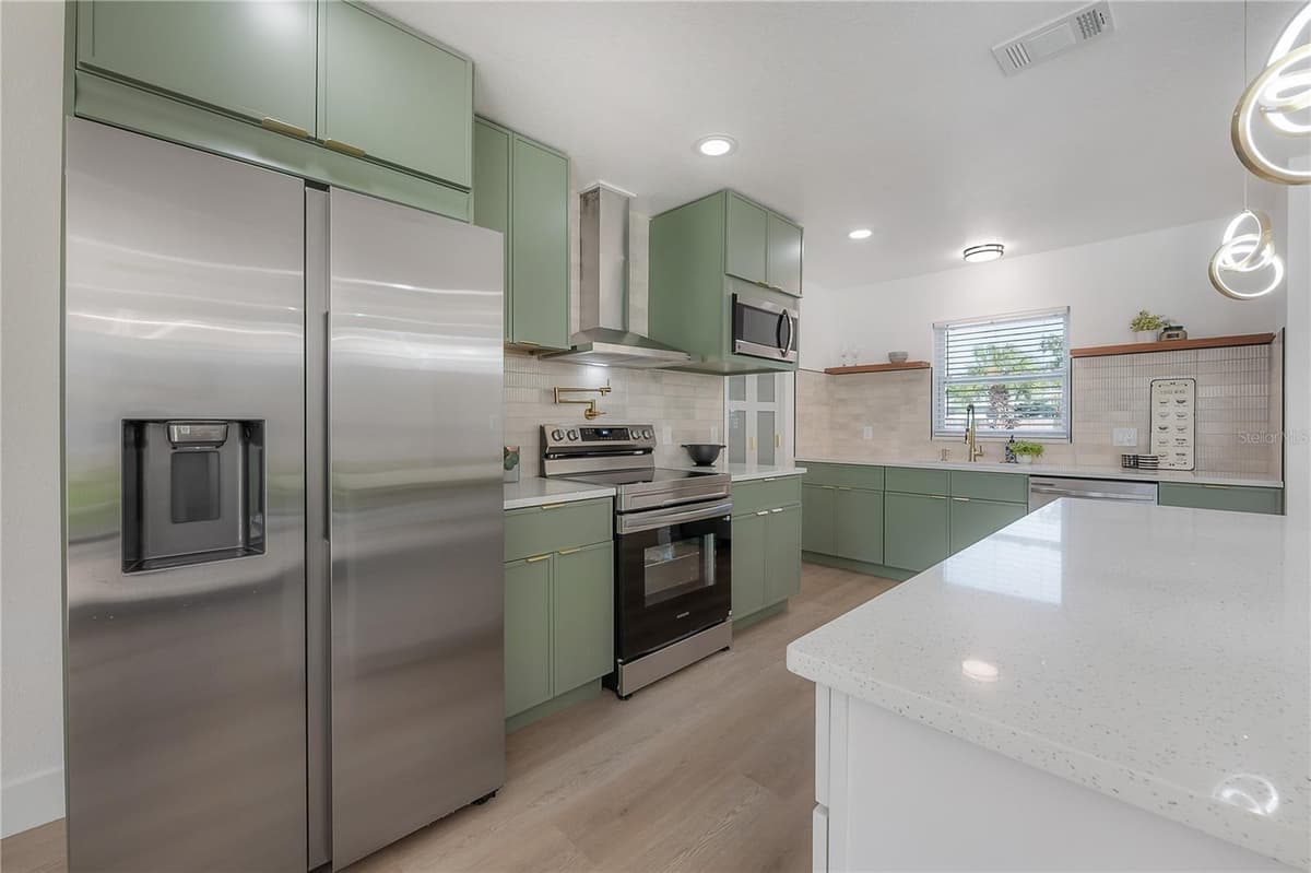 4707 ALLINE AVENUE — photo 15 of 61