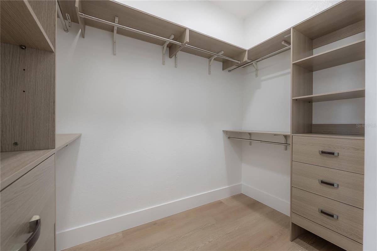 4707 ALLINE AVENUE — photo 30 of 61