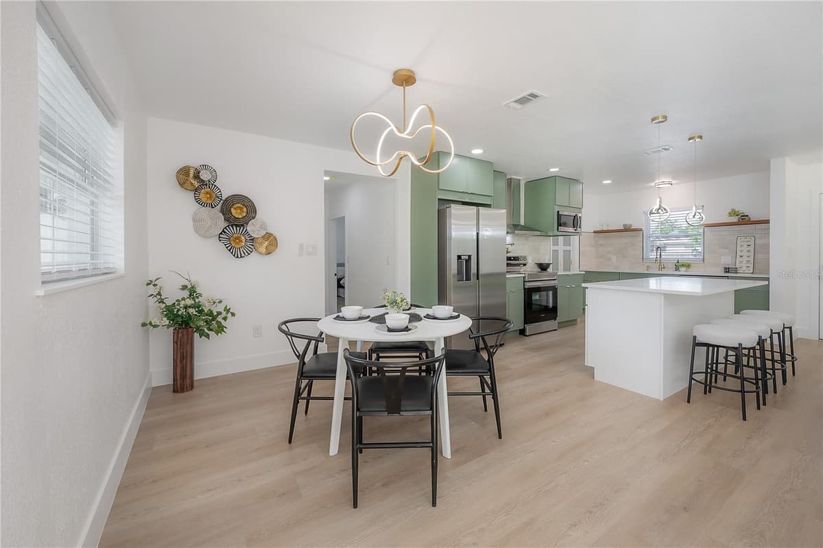 4707 ALLINE AVENUE — photo 12 of 61