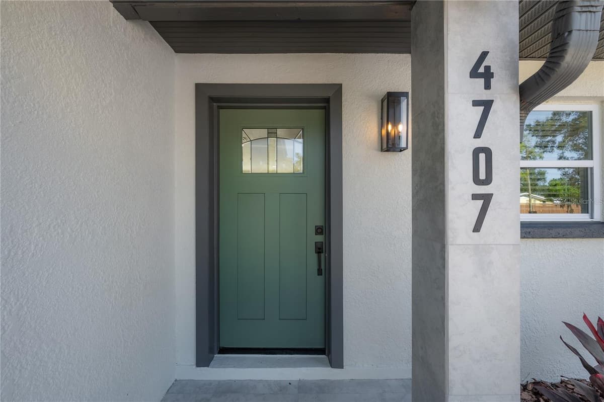 4707 ALLINE AVENUE — photo 6 of 61